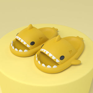 Thick Sole Bathing Shark-shaped Slippers